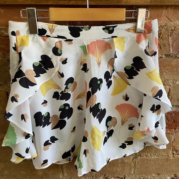 Topshop Pants - Topshop Floral shorts